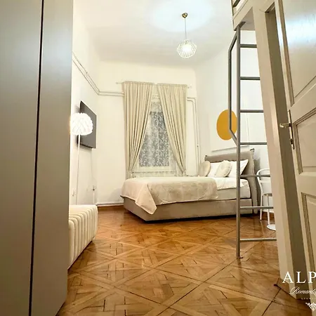 Alpha Romantic Apartment